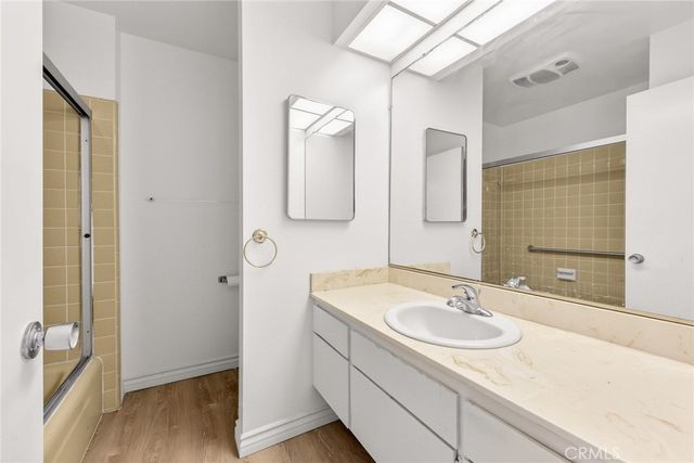 2575 Riverside Terrace, Los Angeles, CA 90039