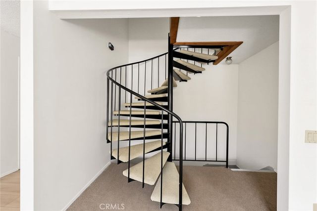 2575 Riverside Terrace, Los Angeles, CA 90039