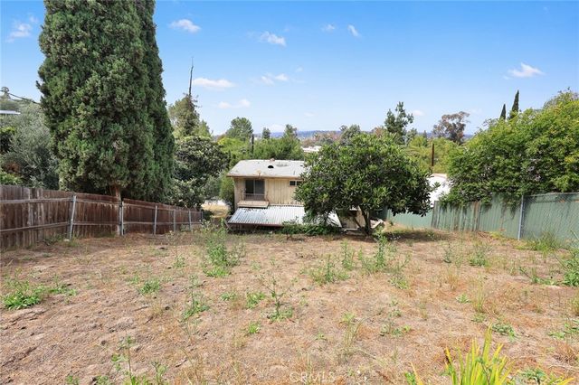 2575 Riverside Terrace, Los Angeles, CA 90039
