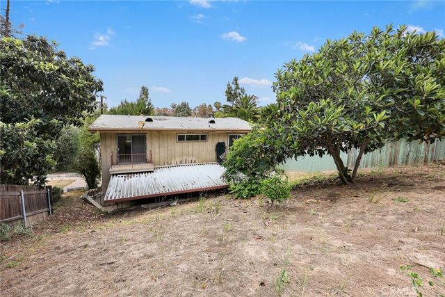 2575 Riverside Terrace, Los Angeles, CA 90039