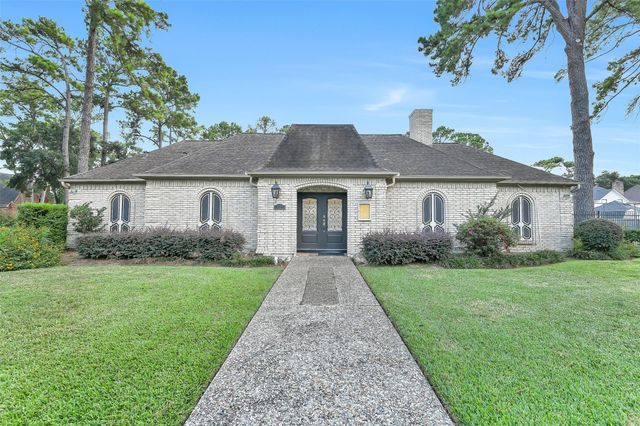 3919 Badger Forest Drive, Houston, TX 77088