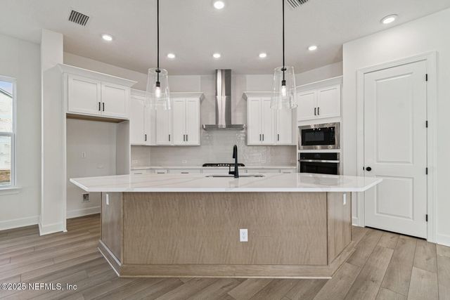 265 SUTTON Drive, Ponte Vedra, FL 32081