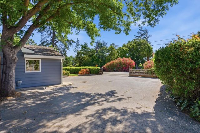 330 S El Monte Avenue, Los Altos, CA 94022