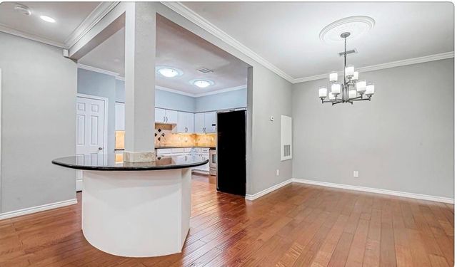 2255 Braeswood Park Drive 252, Houston, TX 77030