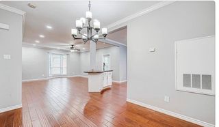 2255 Braeswood Park Drive 252, Houston, TX 77030