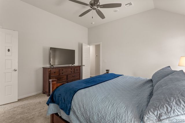 10930 S 274th East Avenue, Coweta, OK 74429