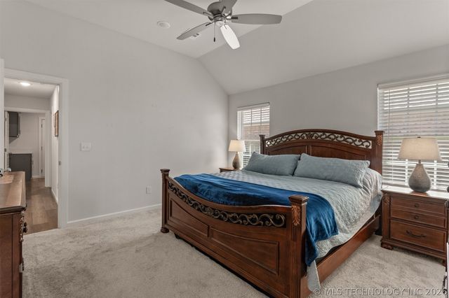 10930 S 274th East Avenue, Coweta, OK 74429