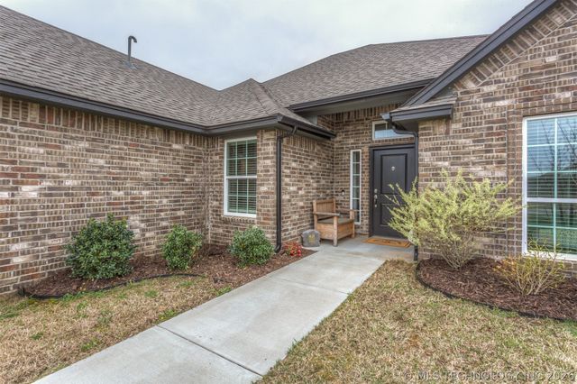 10930 S 274th East Avenue, Coweta, OK 74429