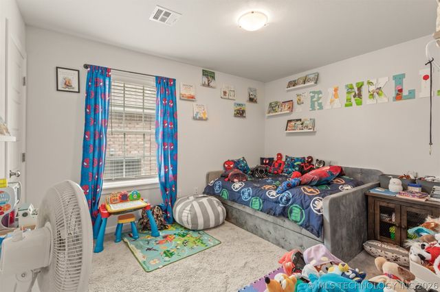 10930 S 274th East Avenue, Coweta, OK 74429