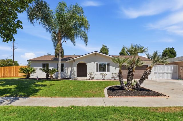 5786 N Lead Avenue, Fresno, CA 93711
