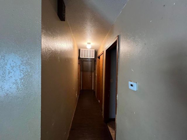 1021 West Crestview Lane, Republic, MO 65738