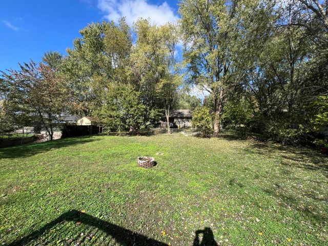 1021 West Crestview Lane, Republic, MO 65738