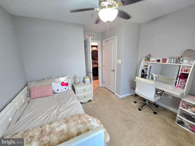 1057 AGRICOPIA DR, La Plata, MD 20646