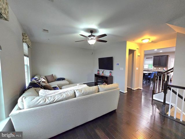 1057 AGRICOPIA DR, La Plata, MD 20646