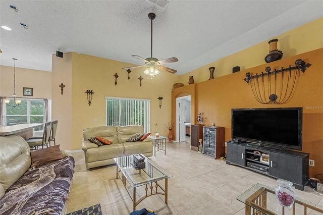 13522 WHITE ELK LOOP, Tampa, FL 33626