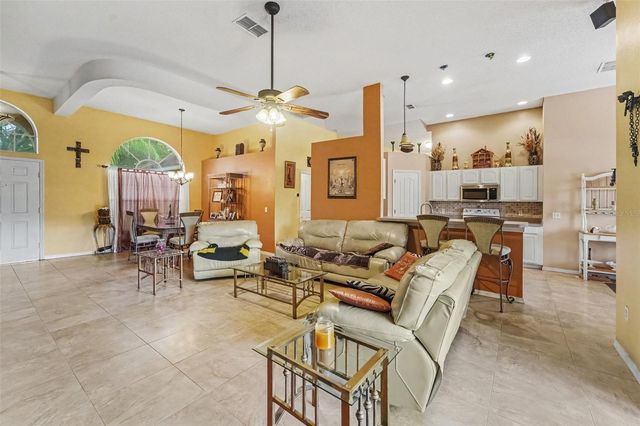 13522 WHITE ELK LOOP, Tampa, FL 33626