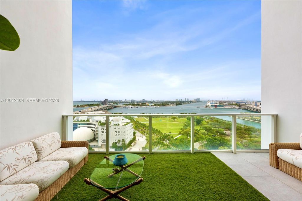 1040 Biscayne Blvd 1602, Miami, FL 33132