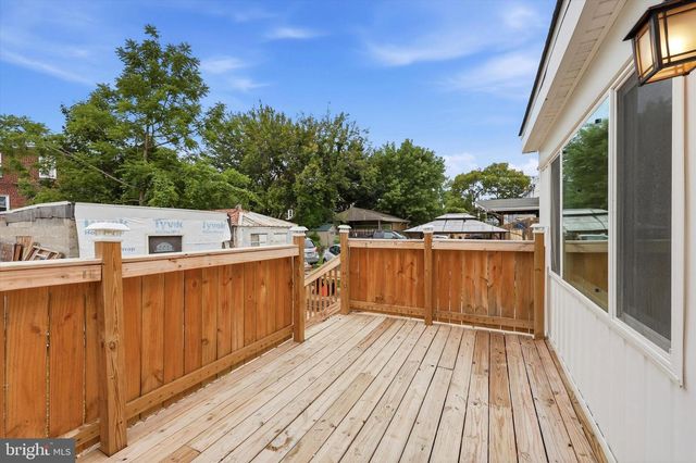 210 MARSHALL AVE, Darby, PA 19023