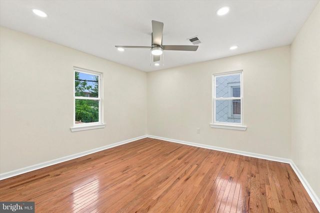 210 MARSHALL AVE, Darby, PA 19023