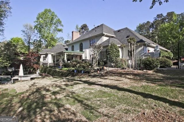 4 Harris Glen NW, Atlanta, GA 30327