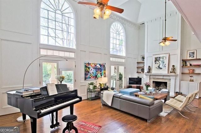4 Harris Glen NW, Atlanta, GA 30327