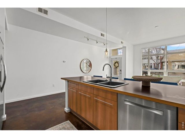 802 Blondel St 102, Fort Collins, CO 80524