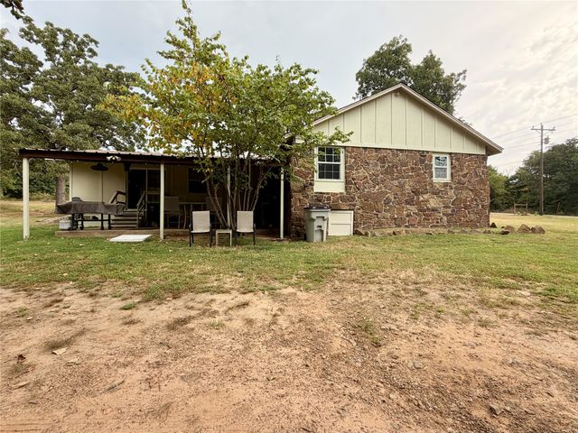 120482 S 4110 Road, Eufaula, OK 74432