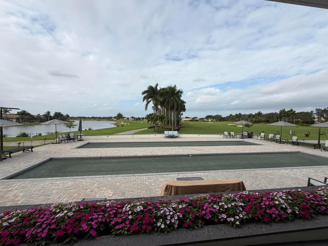 8768 Shoal Creek Lane, Boynton Beach, FL 33472