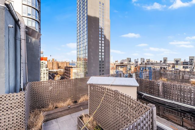 176 Johnson Street 3C, Brooklyn, NY 11201