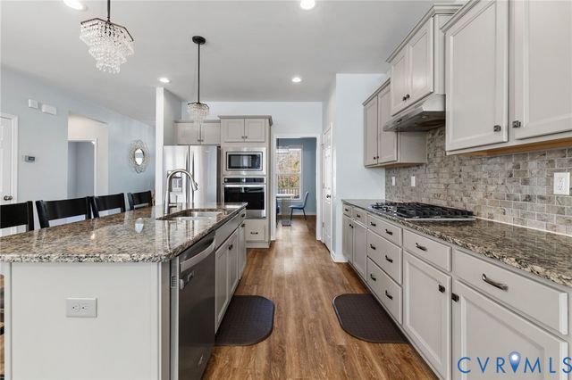 14221 Rockyrun Rd, Chesterfield, VA 23838