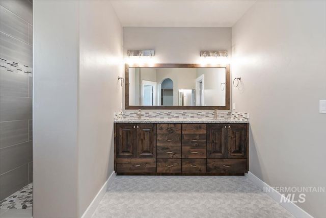 2461 W Herron Ridge Ct, Nampa, ID 83686