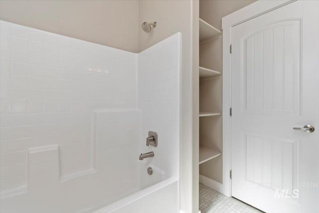 2461 W Herron Ridge Ct, Nampa, ID 83686