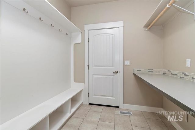 2461 W Herron Ridge Ct, Nampa, ID 83686