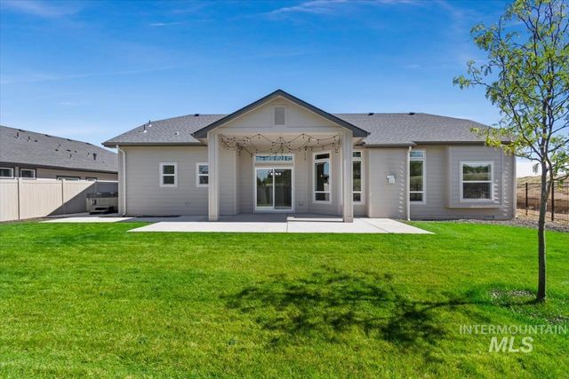 2461 W Herron Ridge Ct, Nampa, ID 83686