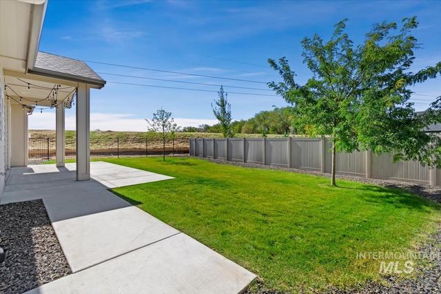 2461 W Herron Ridge Ct, Nampa, ID 83686