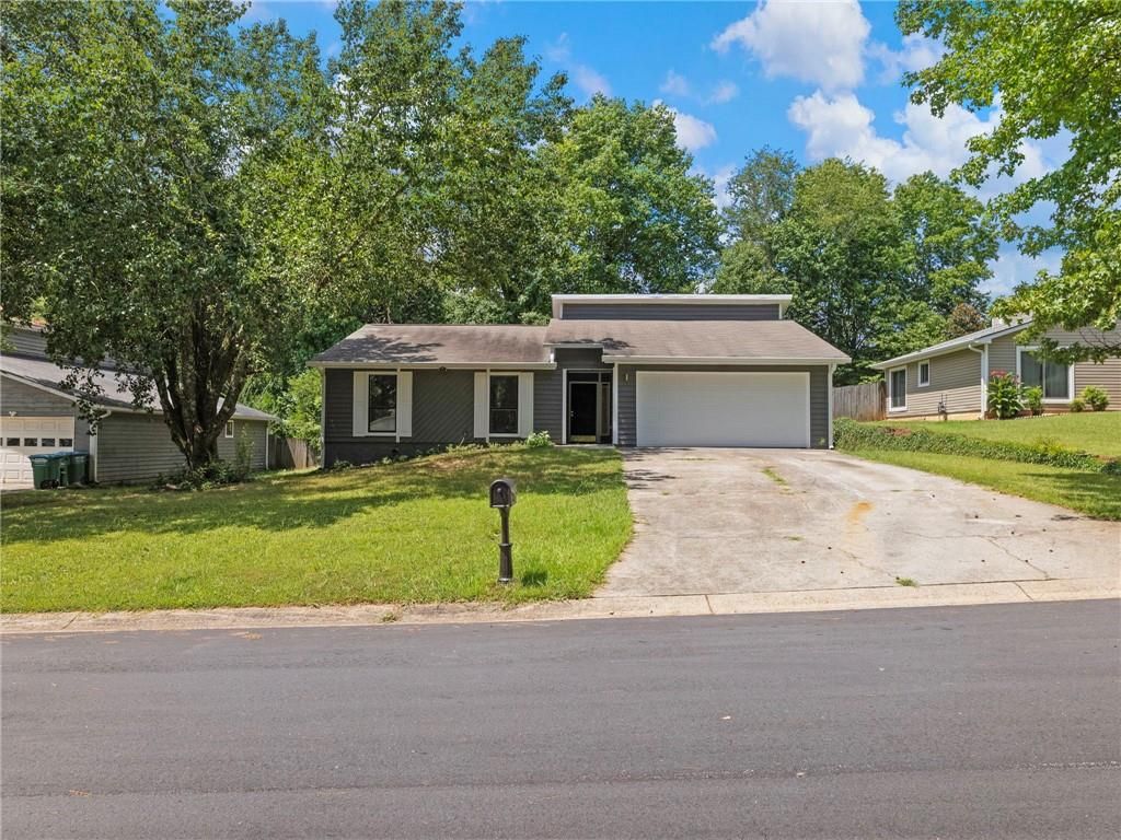 2645 Trotters Walk Trail, Snellville, GA 30078