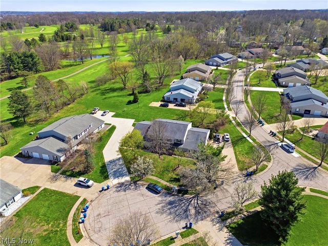 2591 Jefferson Place B, Stow, OH 44224
