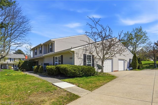 2591 Jefferson Place B, Stow, OH 44224