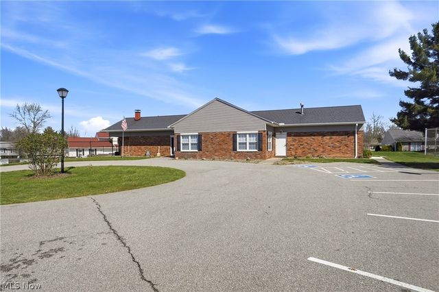 2591 Jefferson Place B, Stow, OH 44224