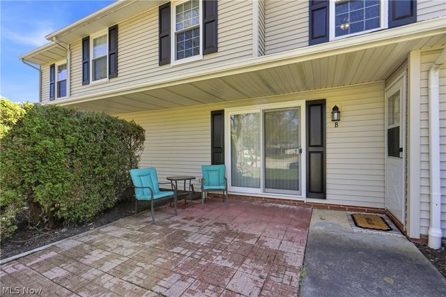 2591 Jefferson Place B, Stow, OH 44224