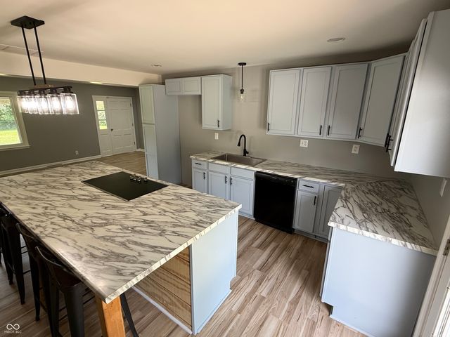 4735 S 800 W, Indianapolis, IN 46239
