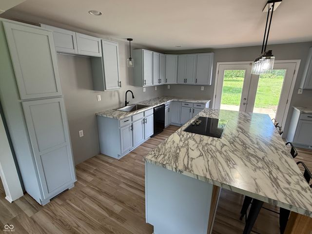 4735 S 800 W, Indianapolis, IN 46239