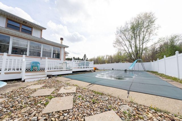906 Honeysuckle Lane, Michigan City, IN 46360