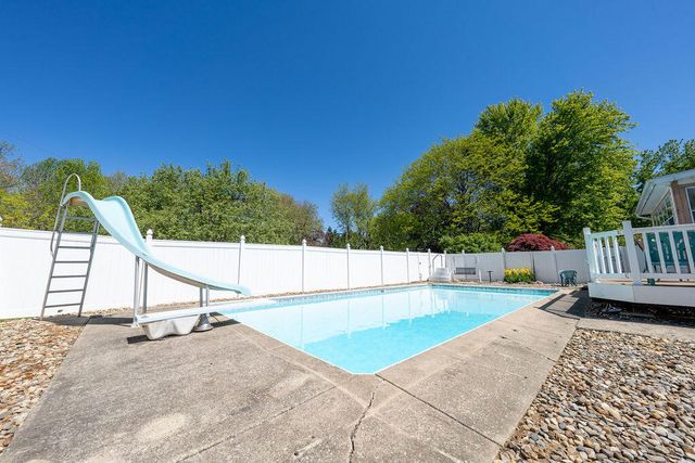 906 Honeysuckle Lane, Michigan City, IN 46360
