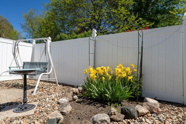 906 Honeysuckle Lane, Michigan City, IN 46360