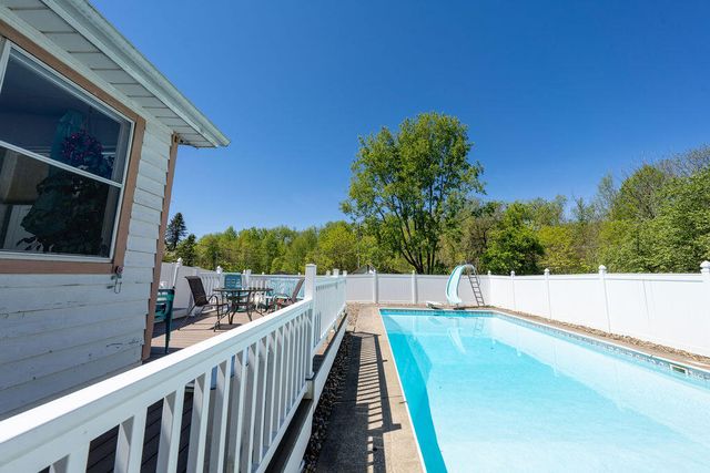 906 Honeysuckle Lane, Michigan City, IN 46360