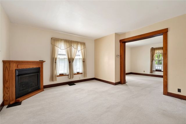 6 Maple Street, Franklin, OH 45005