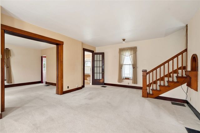 6 Maple Street, Franklin, OH 45005