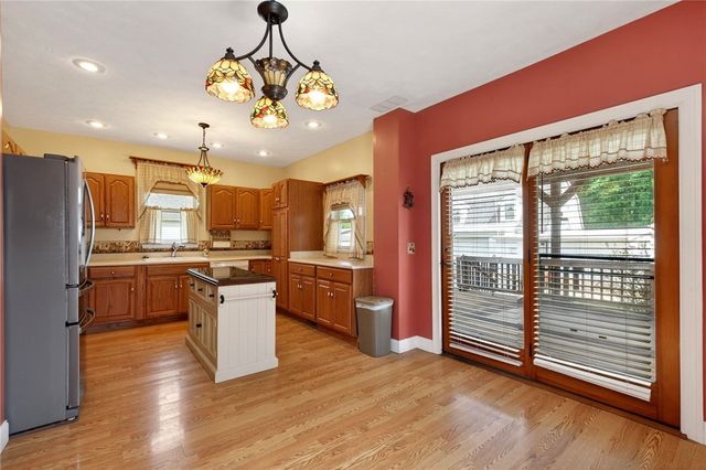 6 Maple Street, Franklin, OH 45005