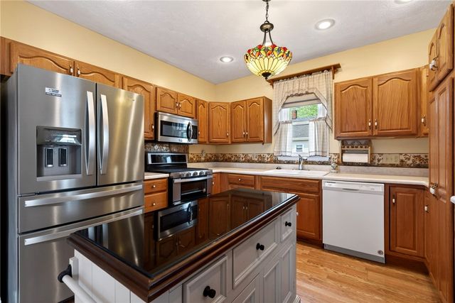 6 Maple Street, Franklin, OH 45005